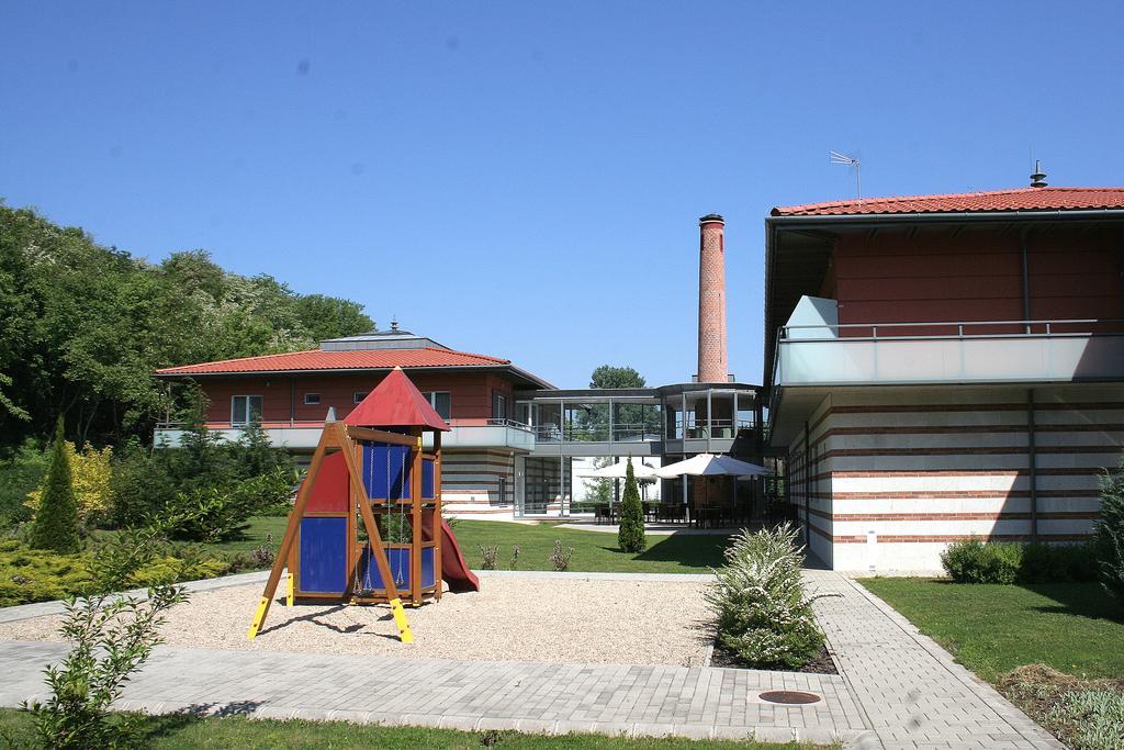 Hotel Kelep Tokaj Exterior photo